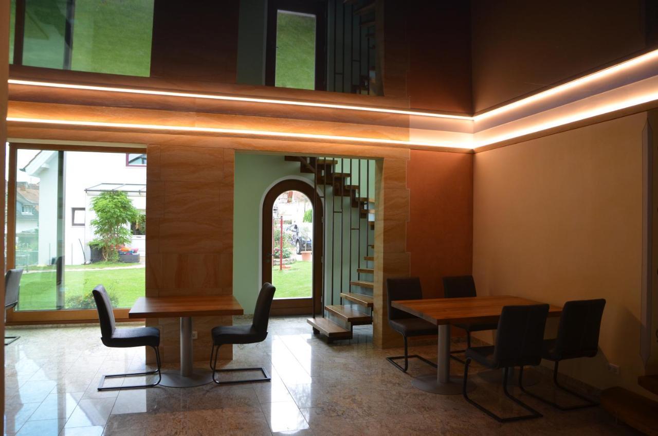 Gaestehaus Alte Glaserei Neustadt an der Weinstraße Esterno foto